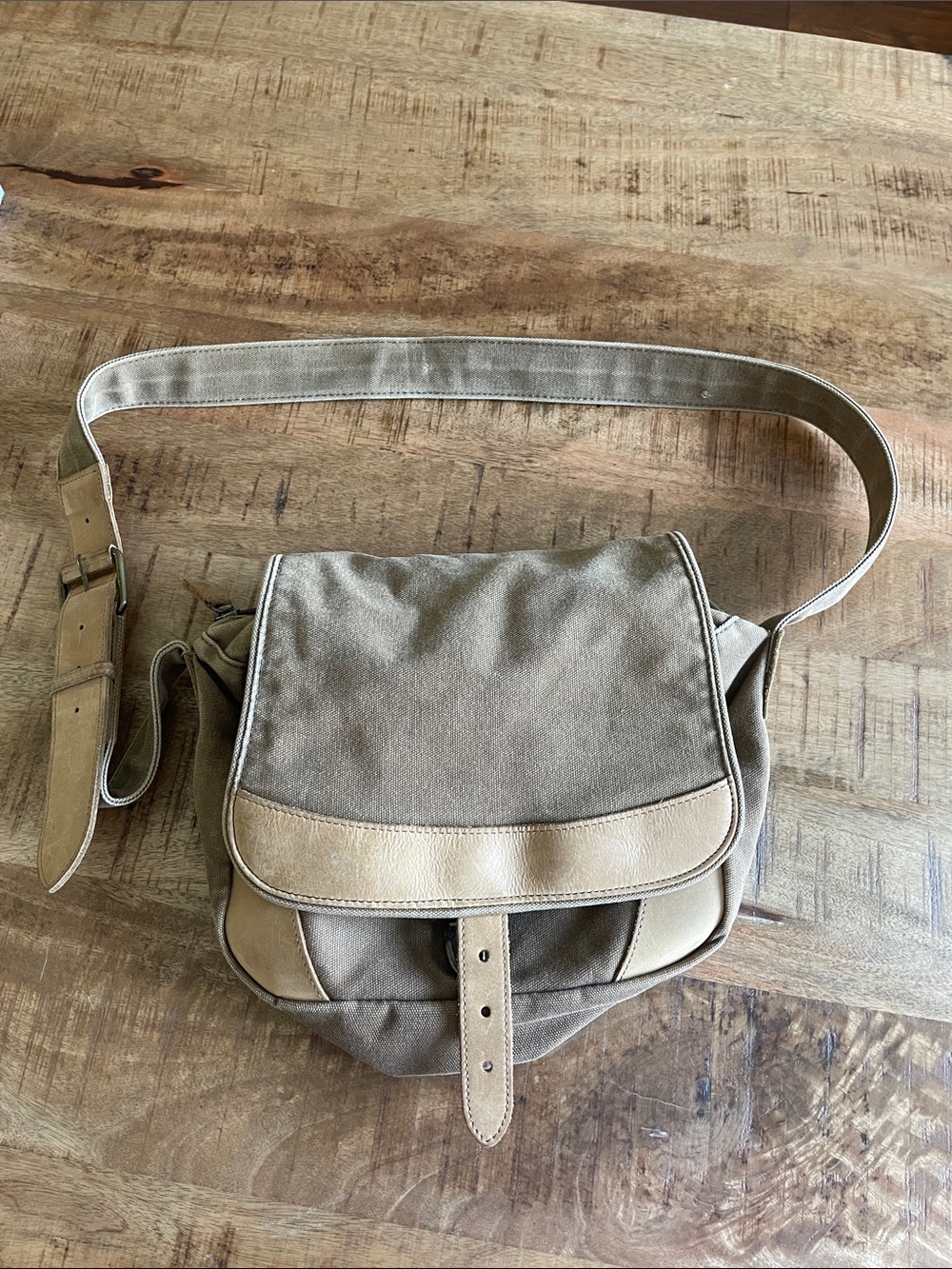 L.L. Bean Vintage Canvas Field Messenger Bag Crossbody